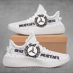 MCB Casual Fashion Yeezy Breathable Sneakers