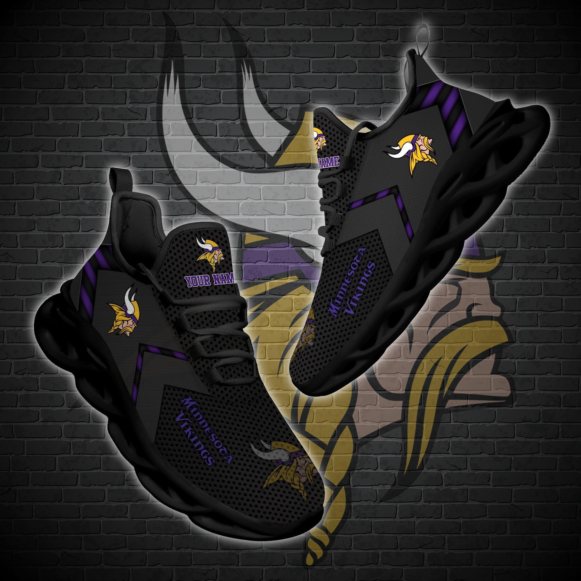ETRG-36386021-MkCusClunkySneakers2