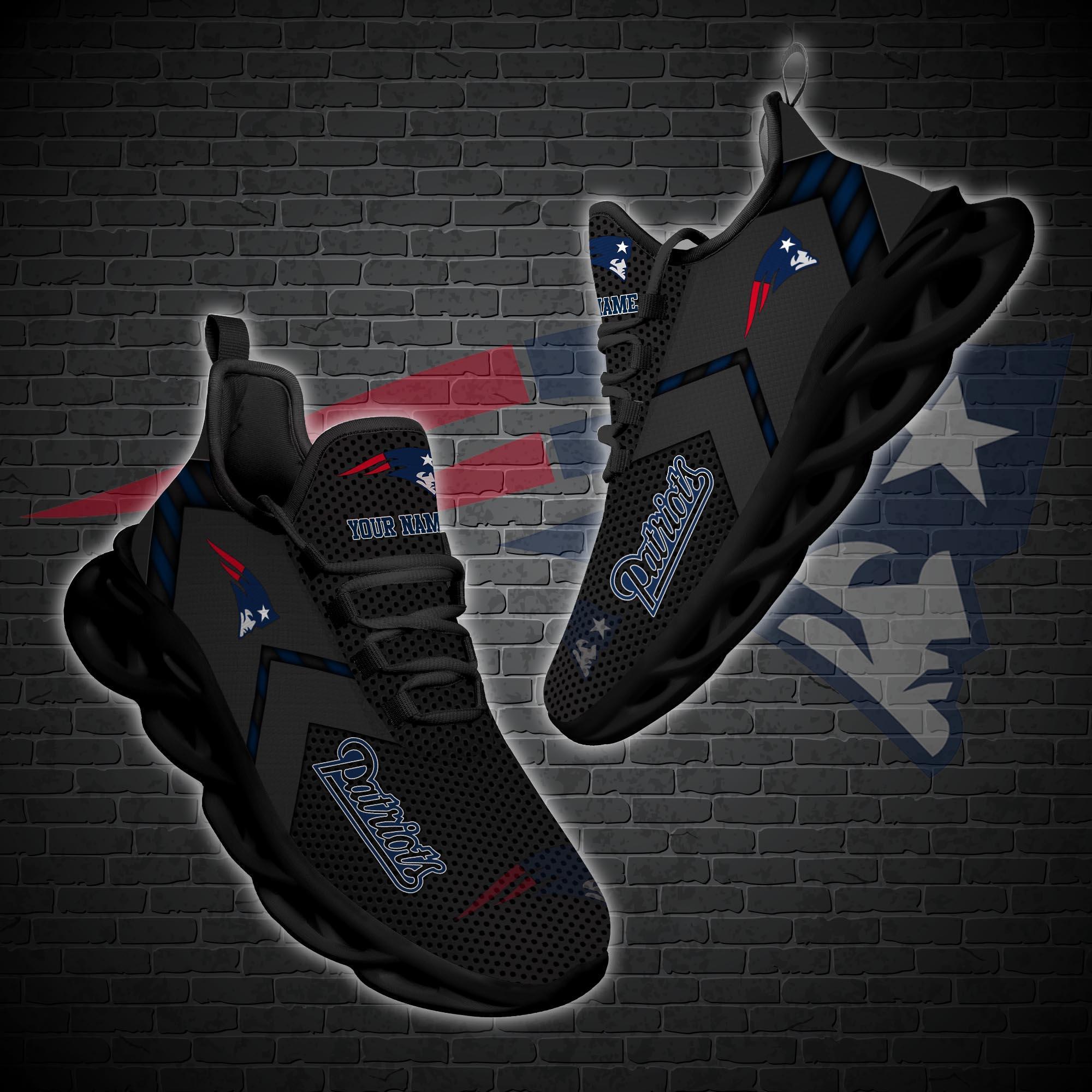 ETRG-36386022-MkCusClunkySneakers2