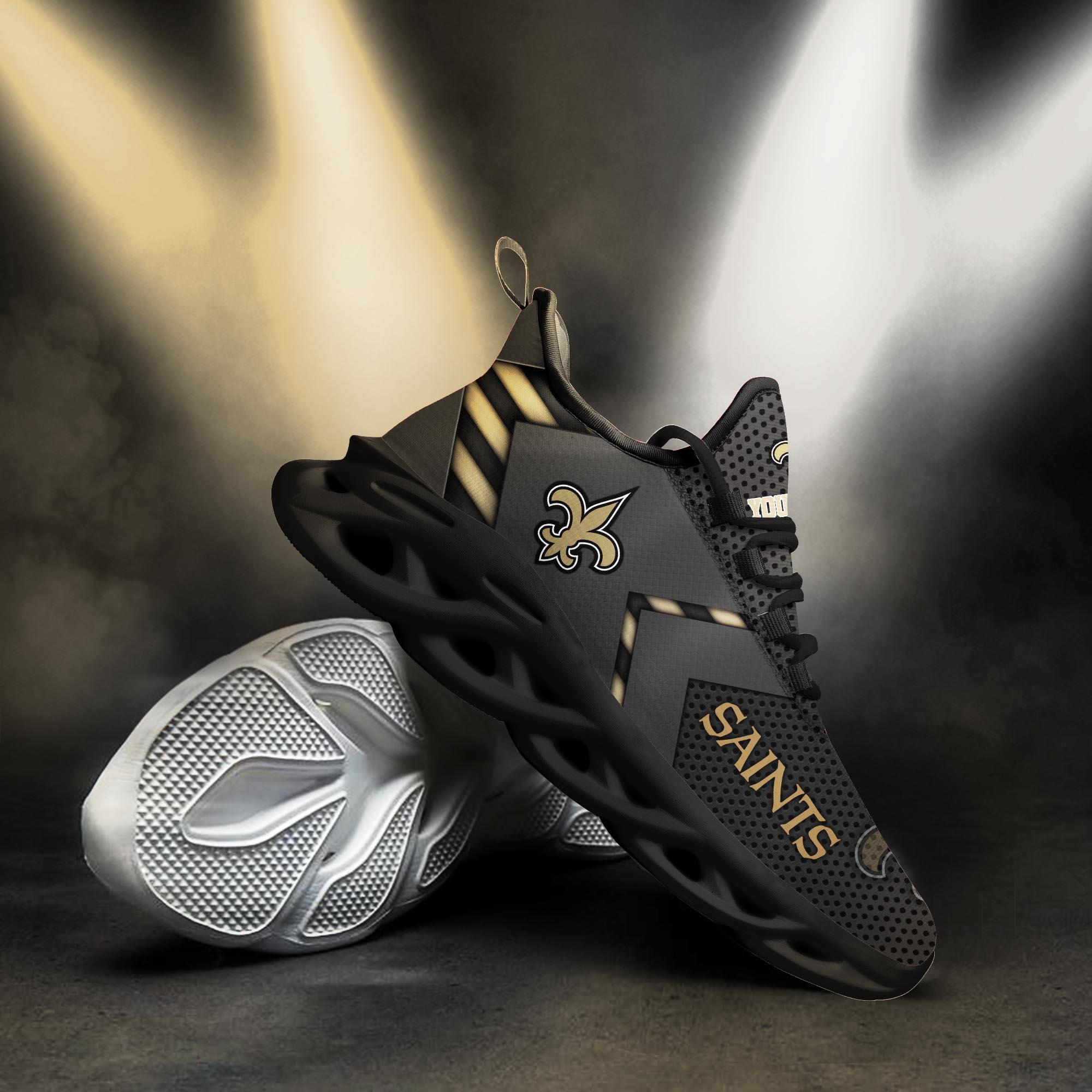 ETRG-36386023-MkCusClunkySneakers3