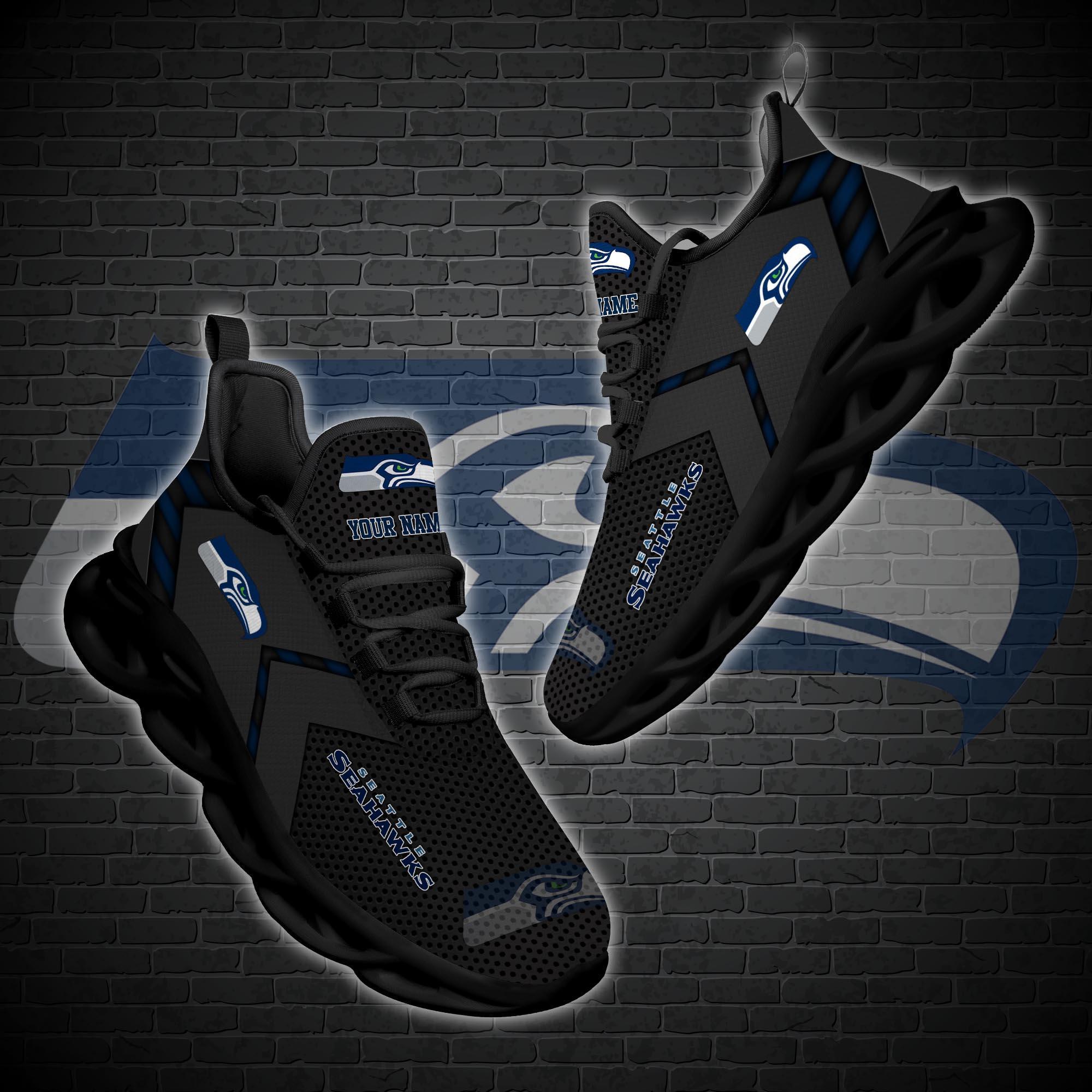 ETRG-36386029-MkCusClunkySneakers2