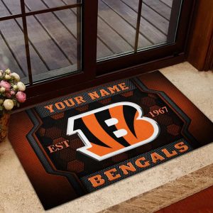 VS04 CNBG Welcome Personalized Doormat
