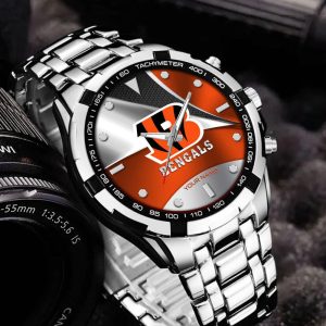 VS04 CNBG Custom Name Elegant Fashion Design Watch