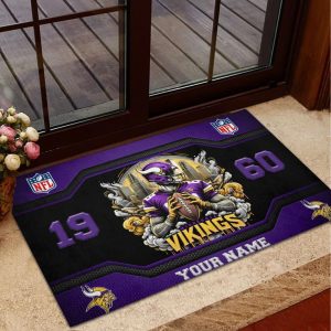 VS02 MNVK Welcome Personalized Doormat